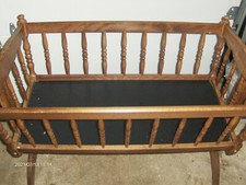 INFANTS CRADLE VINTAGE JENNY LIND STYLE
