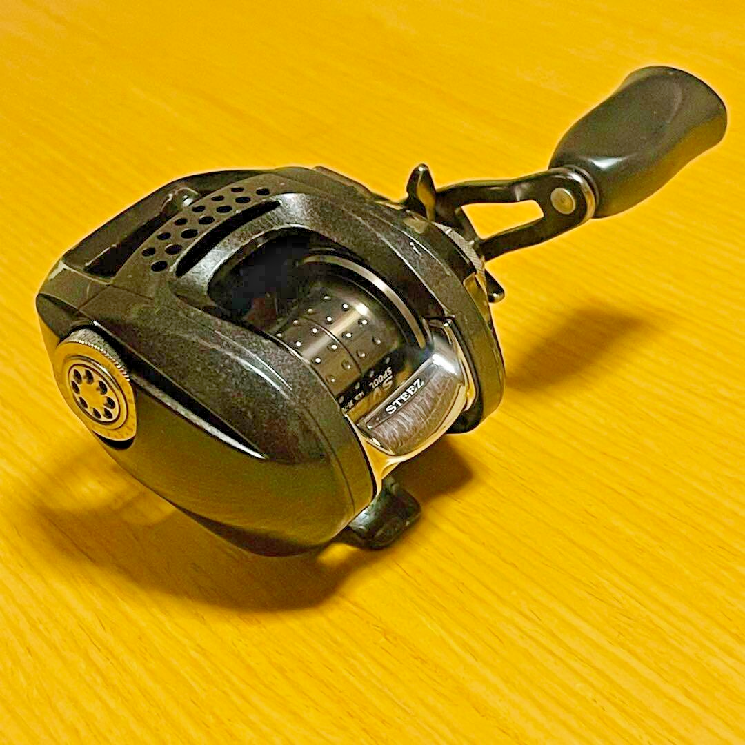 Moulinet de lancer d'appâts droit Daiwa 14 STEEZ LIMITED SV 105XH avec