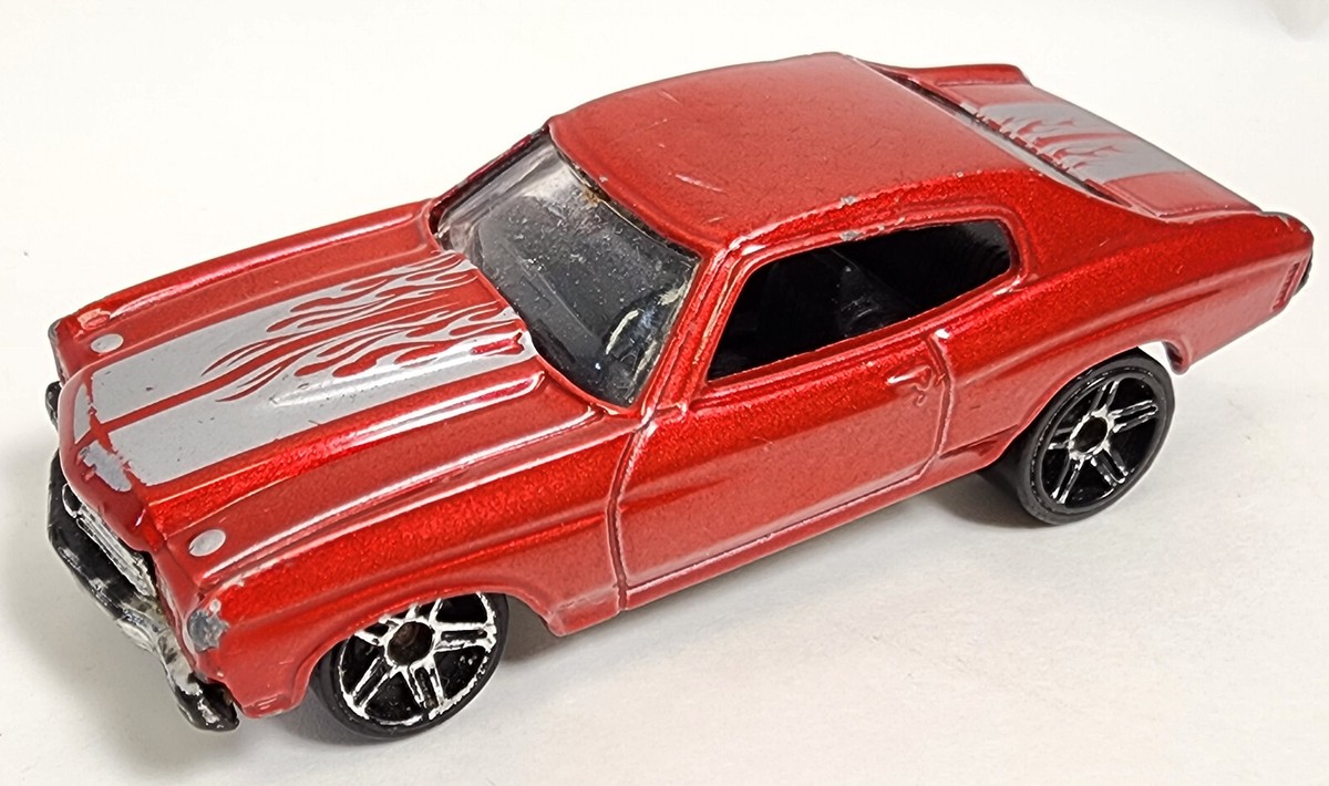 1998 Hot Wheels Mattel Vintage Red Car 1970 Chevy Chevelle