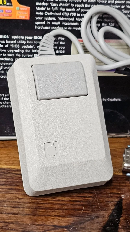 NUEVO Apple Computer, Inc / RATÓN VINTAGE - NÚMERO DE MODELO: M0100 / HECHO EN JAPÓN Foto 2 de 4