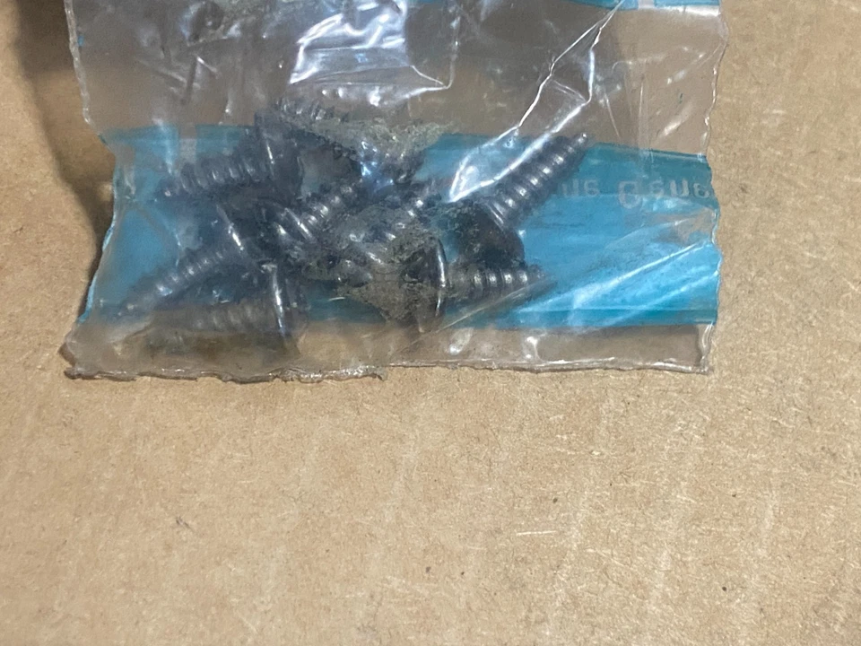 Отделка молдингом для задних колес со стороны водителя GM 8703718 - 1972-75 Impala купе седан - Изображение 3 из 4