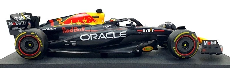 Burago 1/18 Scale 18-18003 - F1 Oracle Red Bull RB19 #1 Verstappen - Image 3 of 4