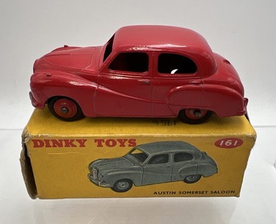 Dinky 161 Austin A40 Somerset Limousine - seltene gewölbte Nieten. Gut im Originalkarton