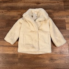 Abercrombie Kids Faux Fur Coat Ivory Plush Lined Button Size 5/6 Holidays EUC