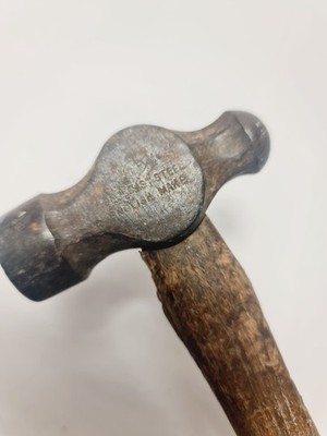 Vintage Gussstahl Plumb Kugelhammer mit original Hartholzgriff