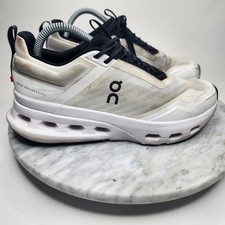 On Cloud Cloudnova X White Black Running Shoes Women's Size 9 3WE30410462