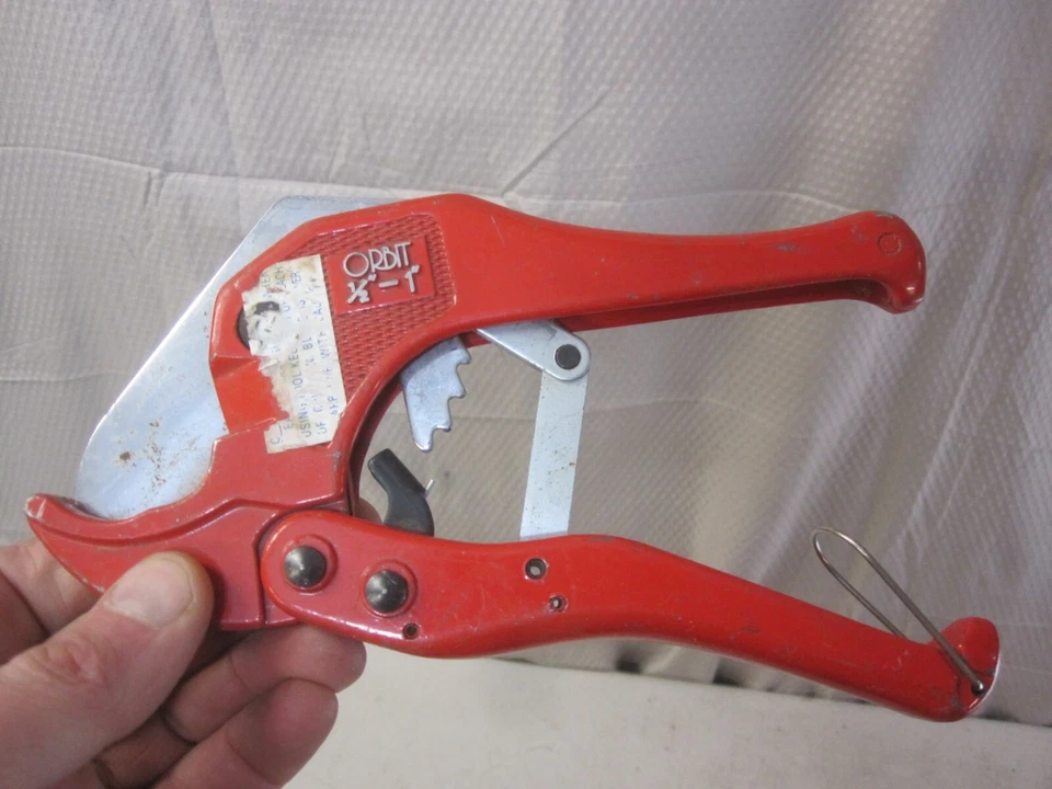 Orbit Ratcheting 42mm 1/2"-1" PVC Pipe Cutter - Works Great - Image 3 of 4