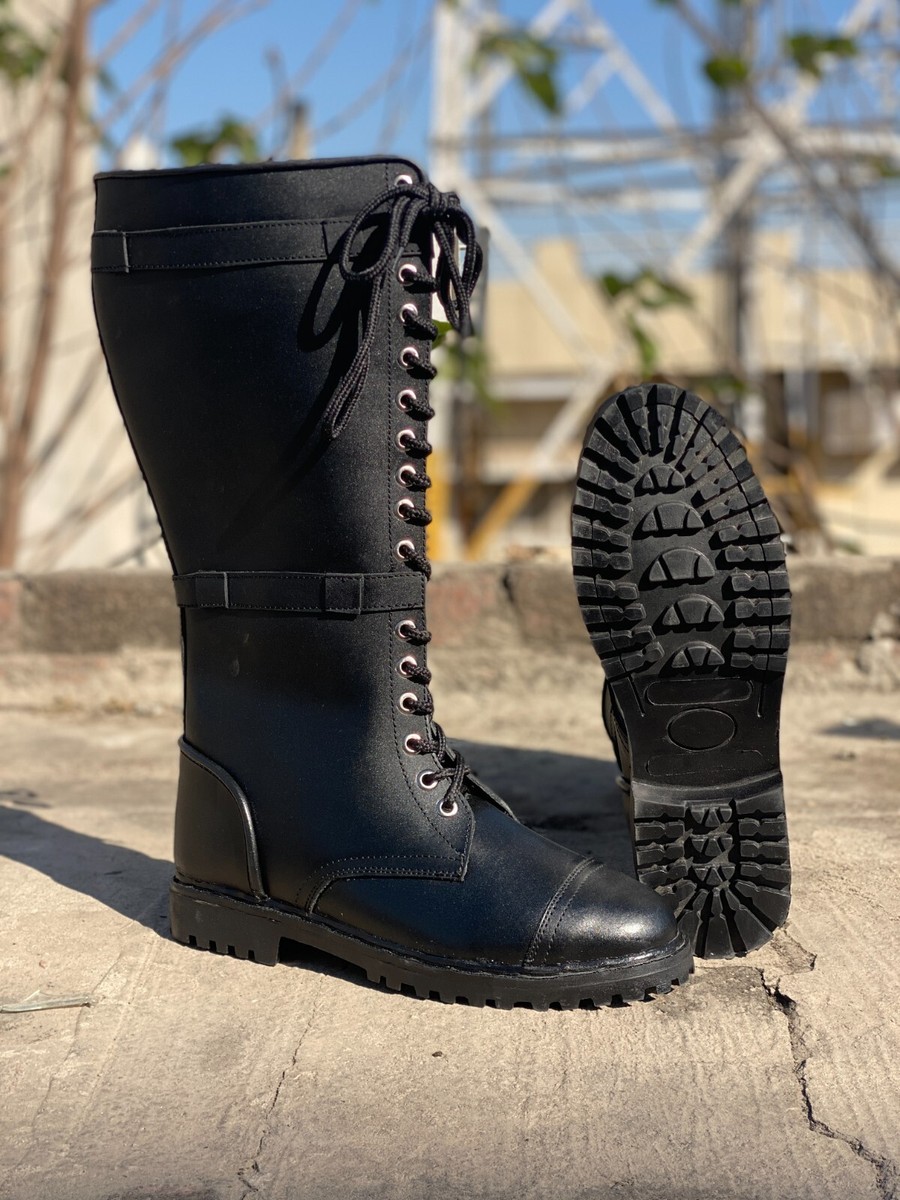 靴 Leater combat boots dark wear mode Leater combat boots dark wear mode