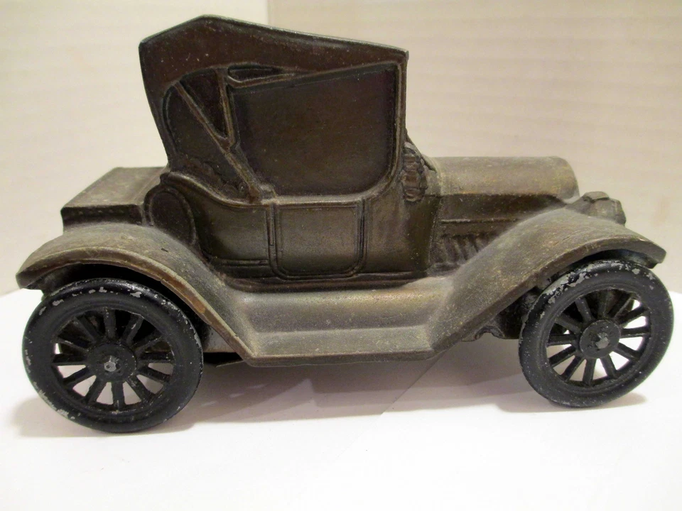 Banco de monedas de coche de metal Chevy 1915 Banthrico Ipswich de colección años 50 - 60 Foto 3 de 4