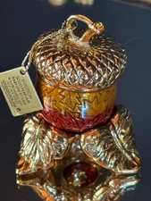 NIB 2004 Estee Lauder INTUITION  Acorn Amulet on stand solid Perfume Pendant