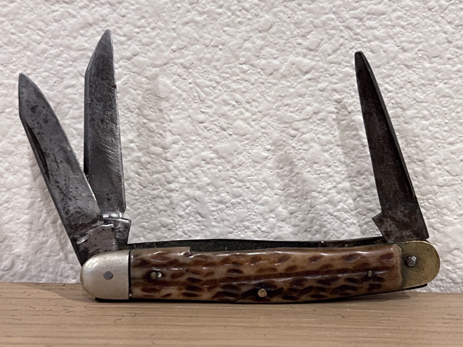 c1930s UK&R Co Folding 3 Blade Pocket Knife Deer Antler Handle Vintage