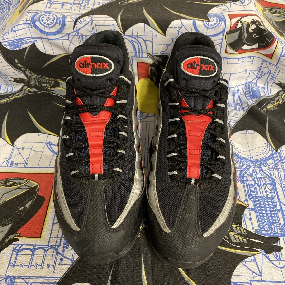 Nike Air Max 95 ブラック〜グレーグラデーション/レッド US11 楽天市場】NIKE AIR MAX 95 GS black/solar red-gunsmoke