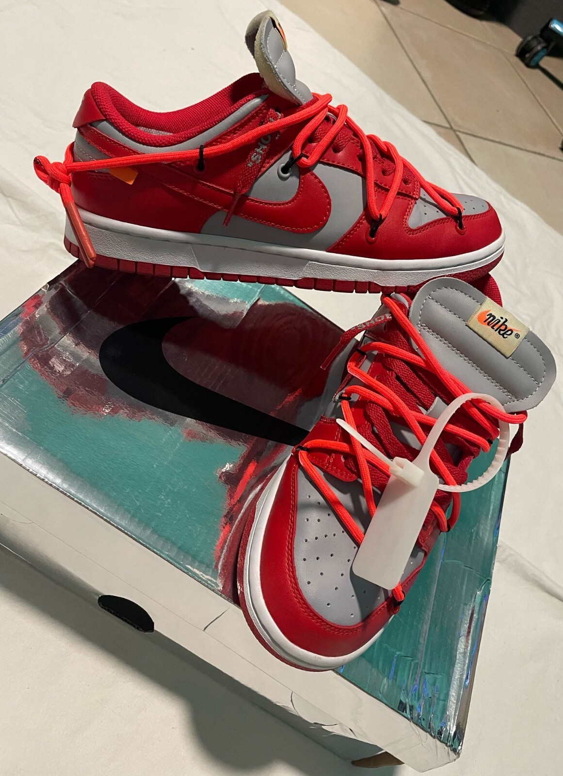 OFF WHITE X NIKE Nike dunk low x off white Red University