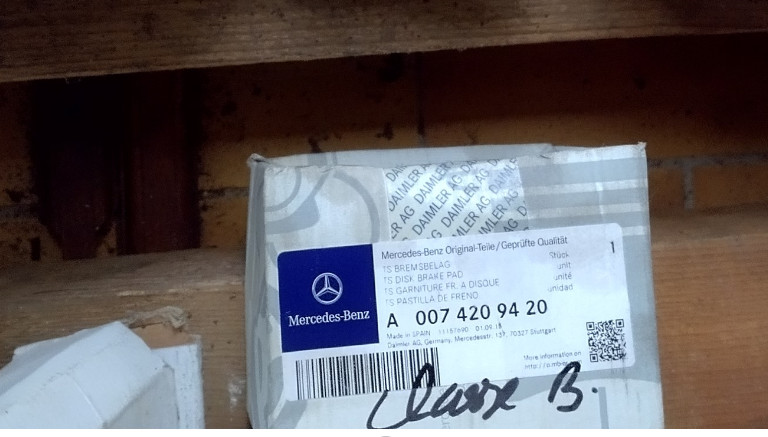 Plaquettes frein AR Mercedes W176 céramique haute friction pour étrier d'origine A0074209420