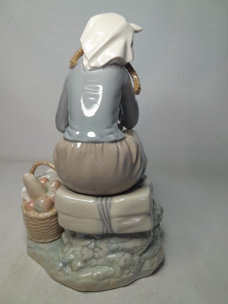Picture 6 of 9