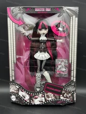 NEW Monster High Reel Drama Draculaura Doll in Black and White 2025 IN HAND