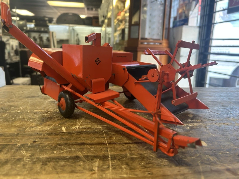 Allis Chalmers All Crop Harvester 1/20 Pressed Steel Farm Imp Replica By Benge - Image 2 of 4