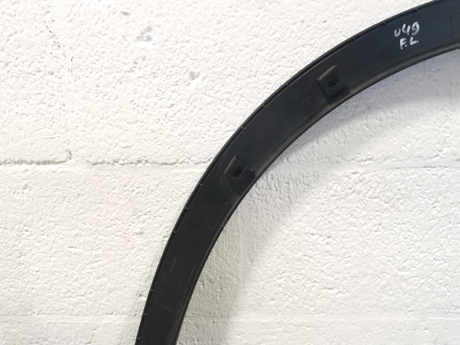 Maserati Levante 2018 Front Left Fender P/N 670035626