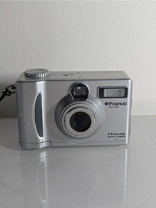 Polaroid PDC 3035 3.2MP Digital Camera (Tested Working) with carry case