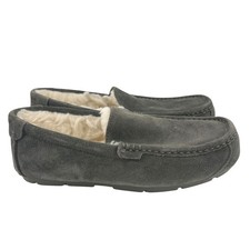 Koolaburra by UGG Tipton Dark Gray Suede Moccasin Slippers Mens 8 Womens 9.5/10