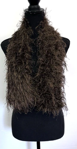 BEAUTIFUL 5" X 40" HAND MADE MAHOGANY BROWN EYELASH YARN SCARF