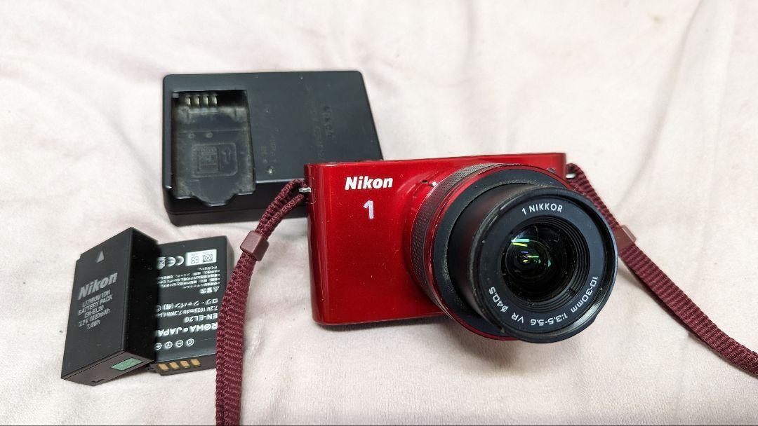 ほぼ新品 Nikon J2 MODEL 1 NIKKOR RED Nikon 1 J2 mirrorless camera refreshes 1 System's consumer