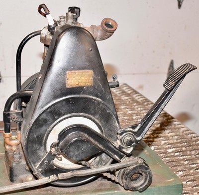 Briggs & Stratton MODEL FH * Kickstart Slant Engine # 58543 Has Spark, Compress