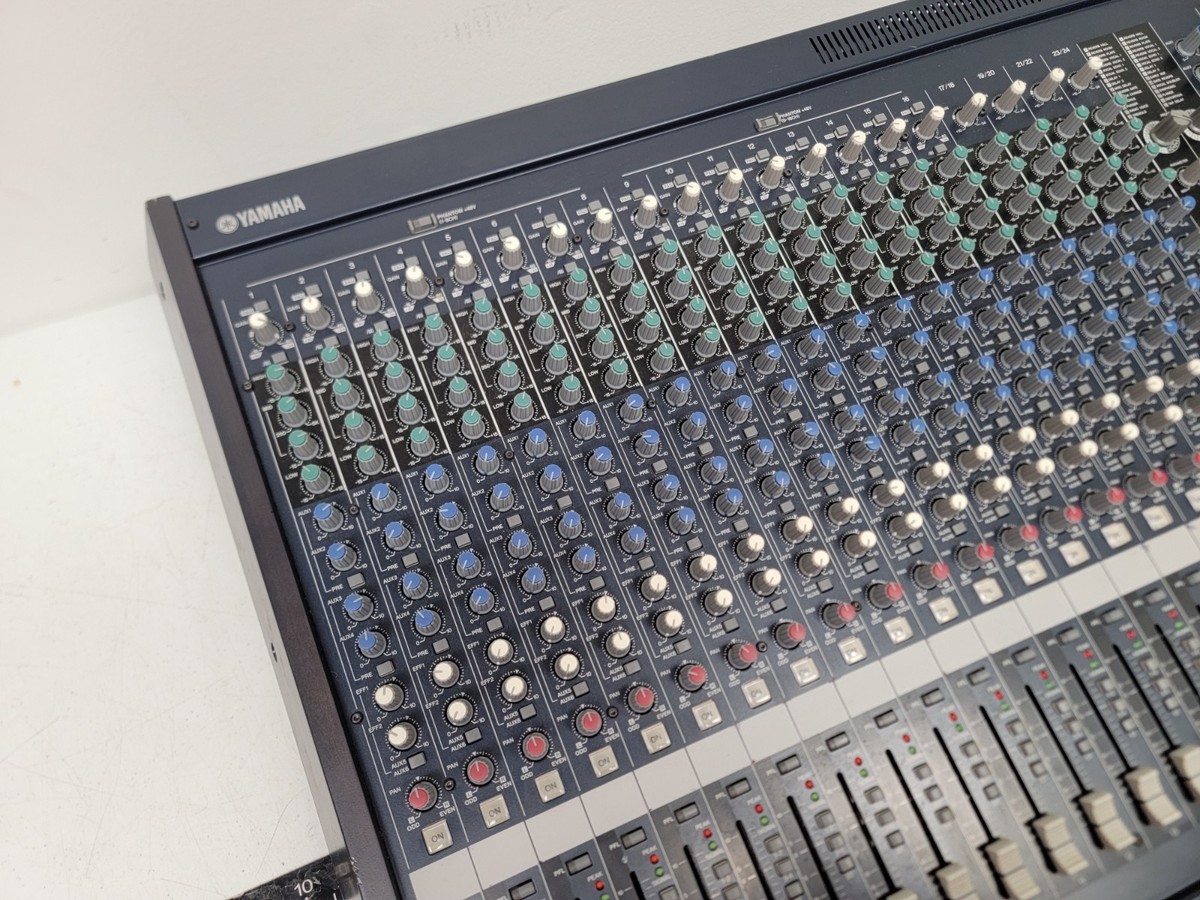 Yamaha MG24/14FX 24 Channel Mixer W/ Power Supply In Hard Road