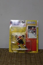Starting Lineup. Sports Superstar Collectibles. New 1994 Edition.  Eric Lindros.