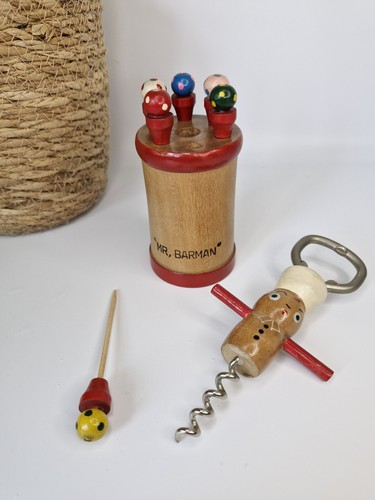 Set bastoncini da cocktail vintage ""Mr Barman"" in legno cavatappi dipinti a mano realizzati in... - Foto 4 di 8