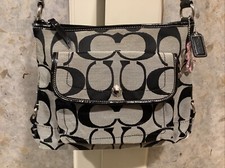 Coach Signature File Bag Shoulder Canvas Black F16558 Crossbody Purse Logo