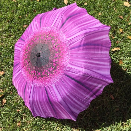 Sunflower Shaped Compact Modern Folding Windproof Umbrella in Yellow & Purple - Picture 5 of 28