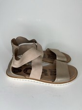 Sandalias Sorel Mujer Talla 39 EE. UU. 8 Dorado Marrón Suelas Planas Tirantes