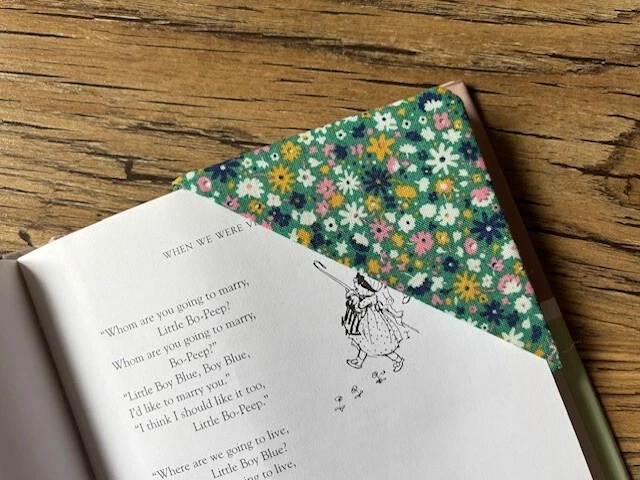 HANDMADE FABRIC CORNER BOOKMARK - LIBERTY OF LONDON GREEN BLOOMSBURY FABRIC