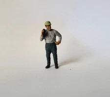 Arttista #1552 - Brakeman with Radio  - O Scale Figure - Model Trains - NEW