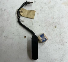 TRIUMPH 140676 2000 MK I L/H/D MODELS ACCELERATOR PEDAL ROD ASSEMBLY