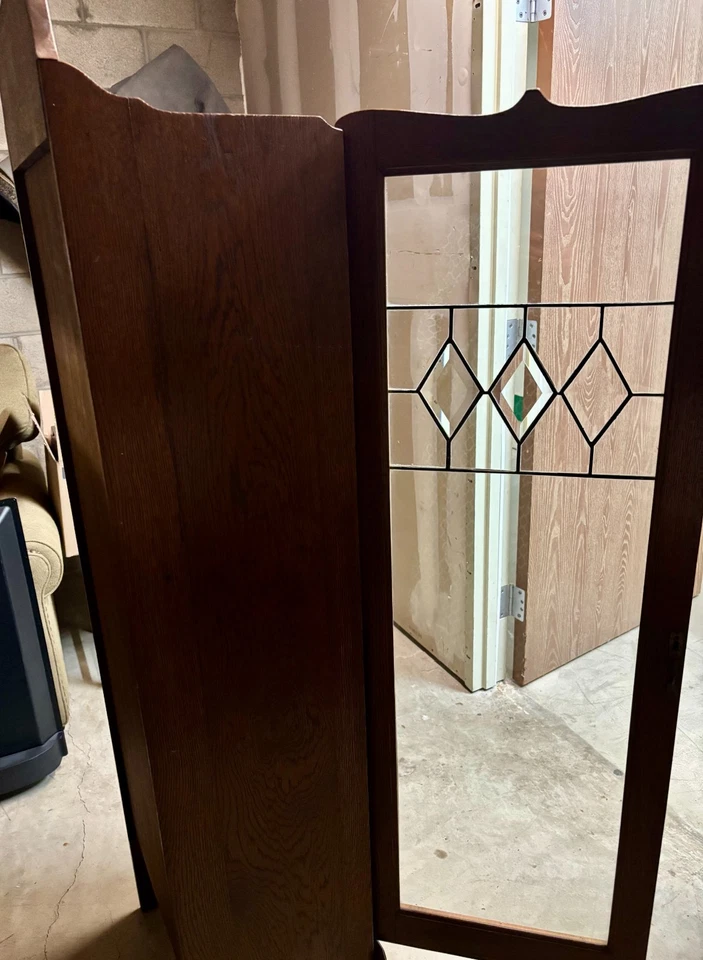 Antigua caja de libros de roble con puerta de vidrio con plomo y cerradura de llave esqueleto Foto 4 de 4