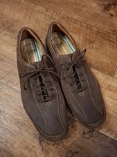 Clarks Flex Light Size 8.5 Brown