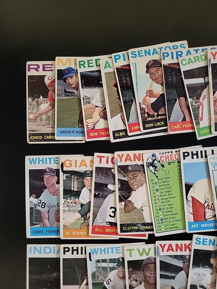 1964 Topps Baseball Cards - 36 Card Lot - Felipe Alou and Jose Pagan - Image 2 of 4