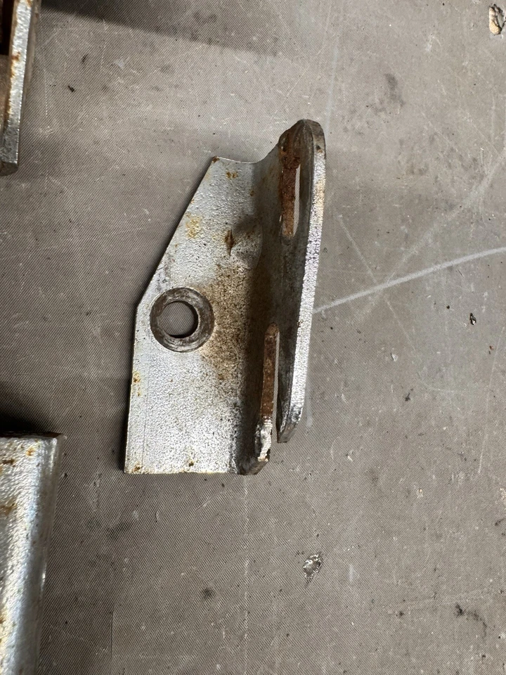 Ford Mustang Mercury Cougar 1967-1970 cuadro motor pedestal soportes motor 302 351 Foto 4 de 4