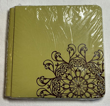 CREATIVE MEMORIES 7 x 7 SCRAPBOOK ALBUM GREEN WITH SPIRAL FLOWER NIP