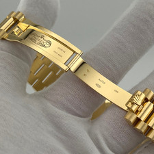 2025 Rolex Day Date President 228238 40mm Factory Baguette Diamond Dial 18k Gold 6