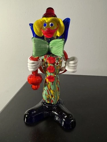 Vintage Murano Art Glass Clown Figurine With Bow Tie And Hat.