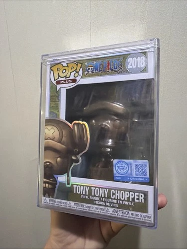 One Piece Pop! Plus Chopper Statue (Bronze) + Hard Protector FUNKO