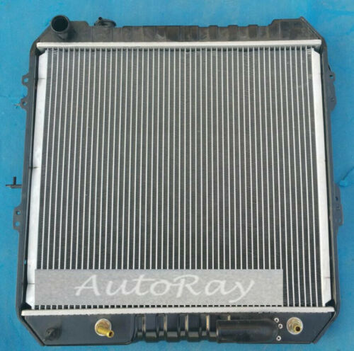 Radiador para Toyota Hilux Surf LN106 LN107 LN111 2,8 L diésel automático manual 88-97 - Imagen 2 de 6