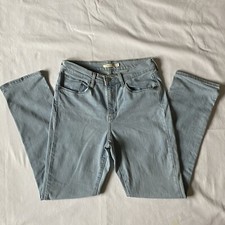Levi's Classic Straight Jeans Size 6 Blue Light Wash Denim EUC Worn 2X Women  s