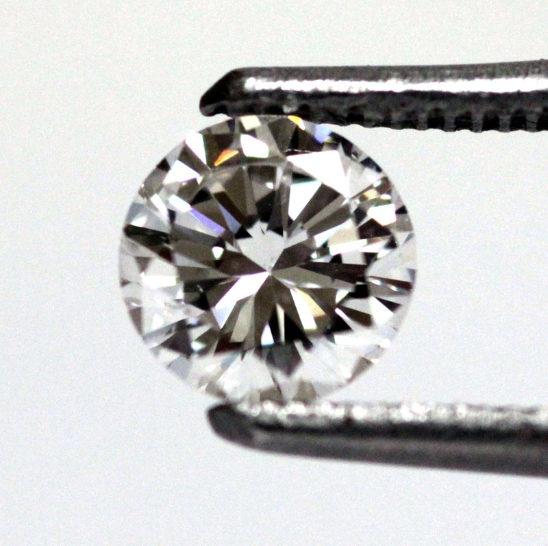 GIA loose certified .61ct SI1 E round diamond 5.51-5.56x3.23mm vintage estate 