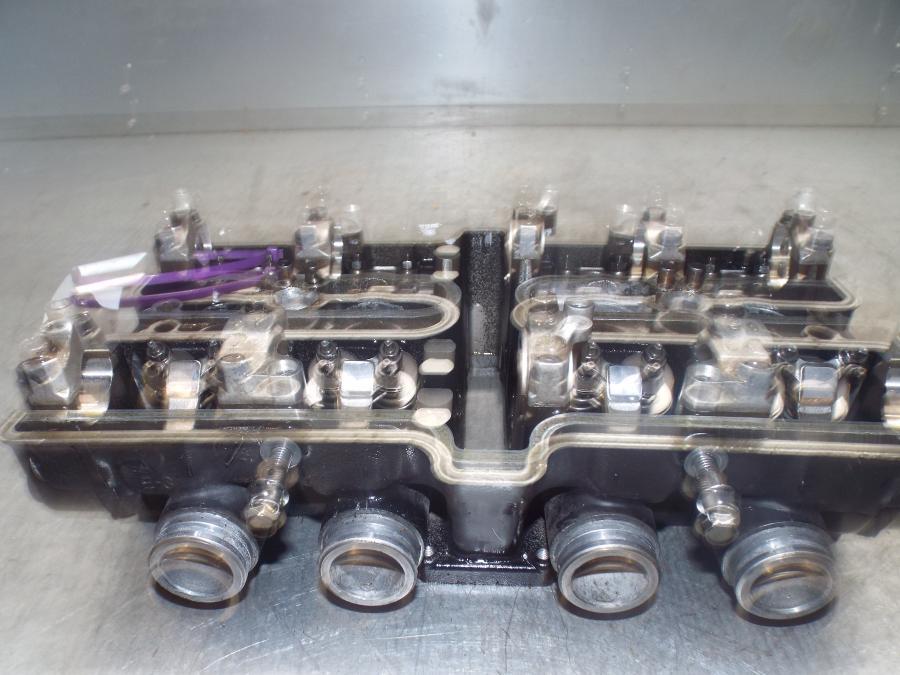 Kawasaki GPZ600 RX A B 1985-On Cylinder Head Valves Rockers And