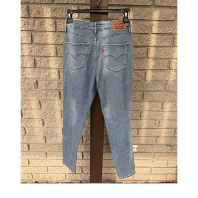 Levi's Women's Skinny Jeans Slim Fit Light Wash Distressed Blue Denim