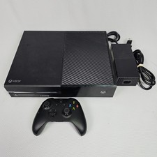 Microsoft Xbox One Console Bundle 1540 - Tested Working